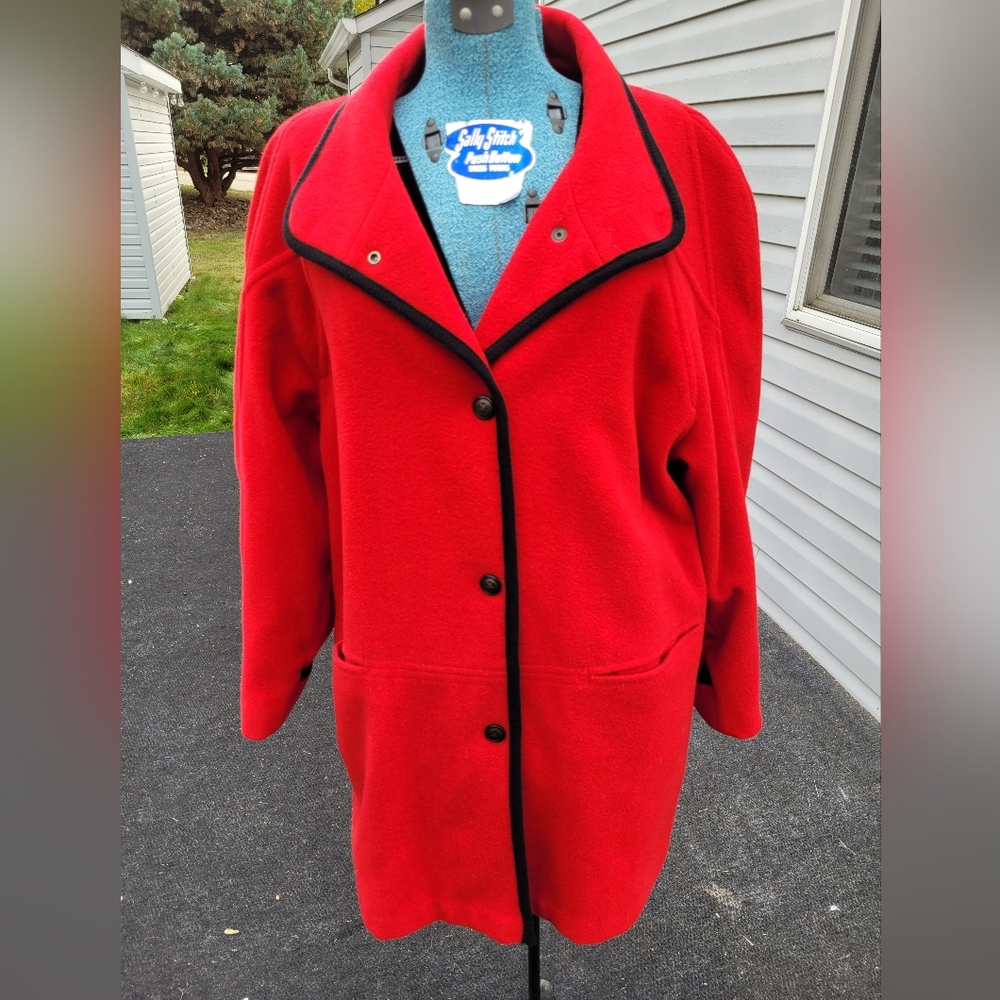 Vintage Women's Red Wool Coat